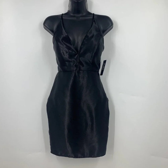 Jump Apparel Nordstrom Black Satin V-Neck Cross Back Mini Dress Size 3/4 NWT - Picture 2 of 14